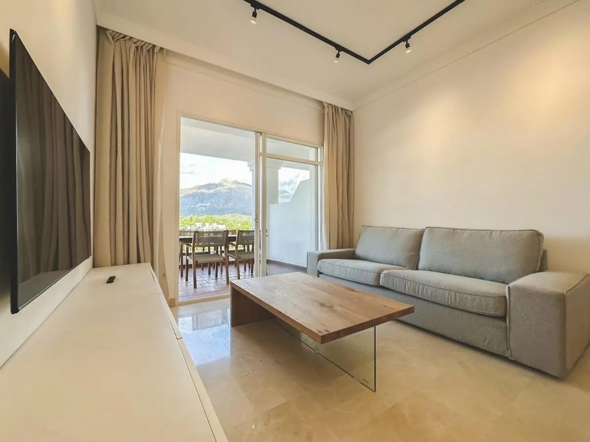 Heated Indoor Pool 2 Bed Mountain Sunset Views Apartment Marbella