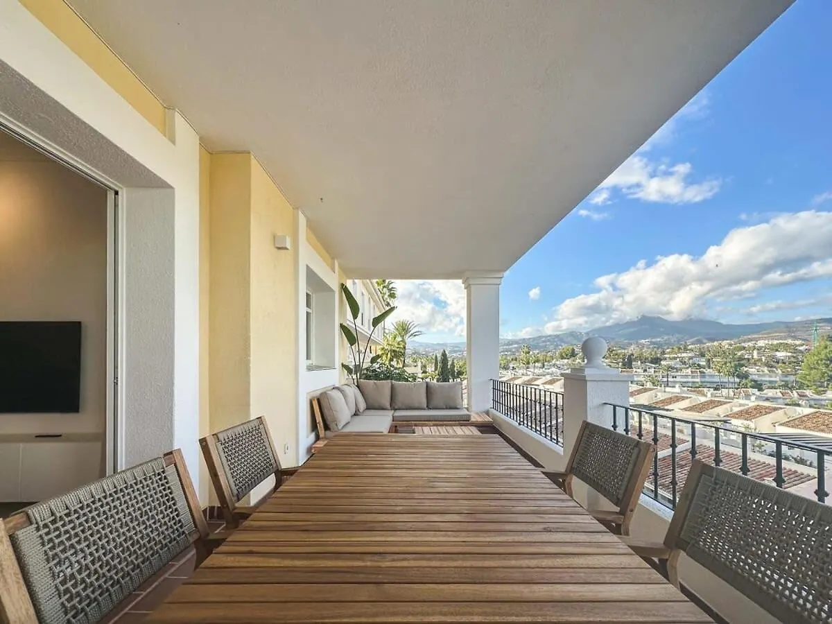 Heated Indoor Pool 2 Bed Mountain Sunset Views Apartment Marbella Spain