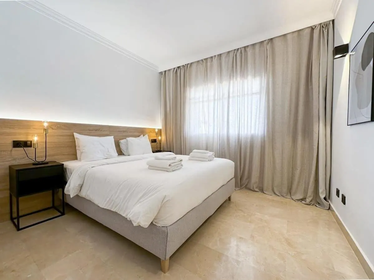 Heated Indoor Pool 2 Bed Mountain Sunset Views Apartment Marbella